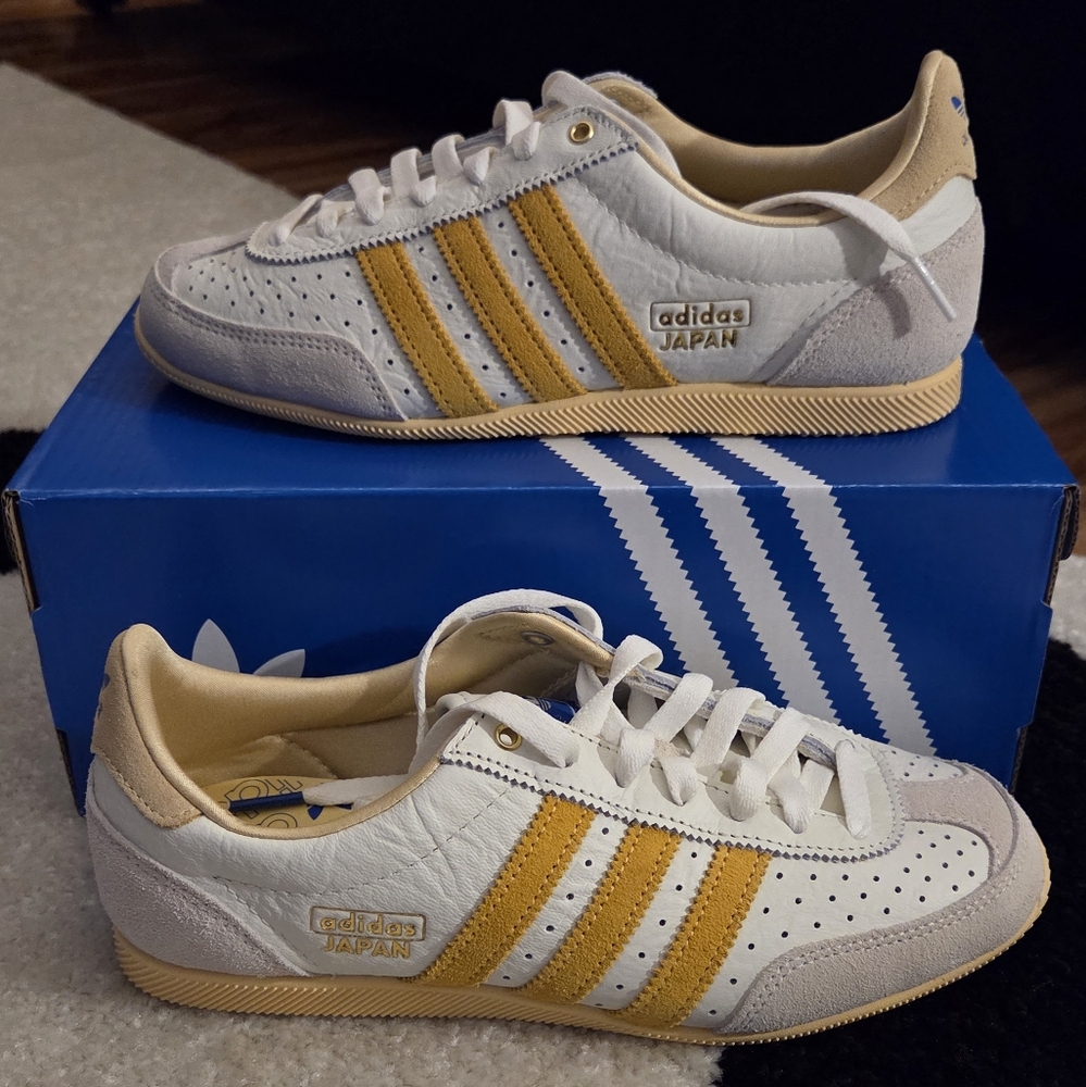 adidas Women's Sneakers in White and Gold